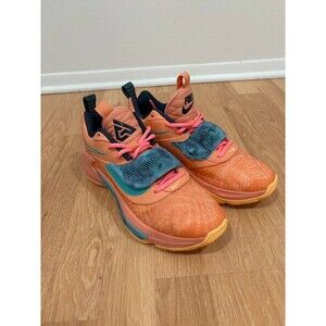 Nike Men's Zoom Freak 3 size 7.5